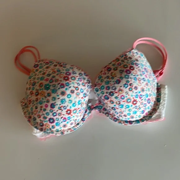 ❤️ lot of 7 DKNY 32D bras - Picture 7 of 11